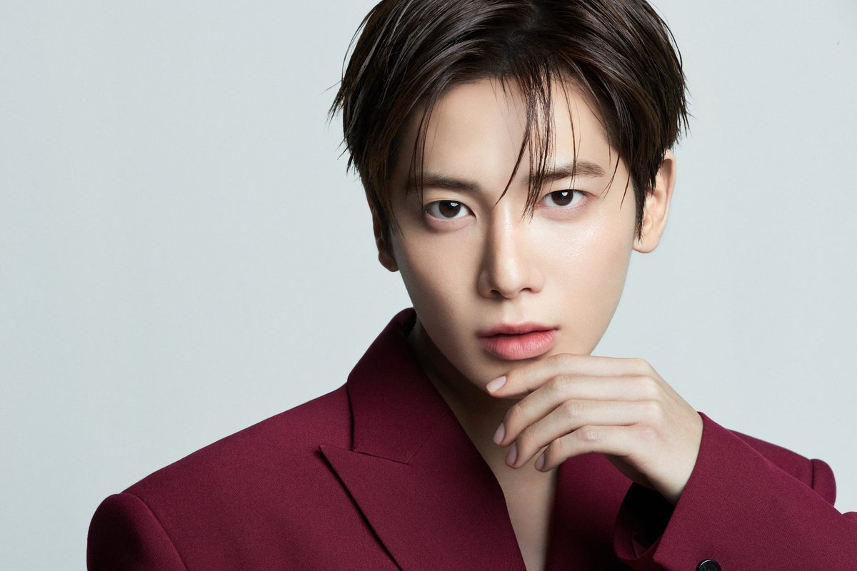 VANITYFAIR casting tweet media