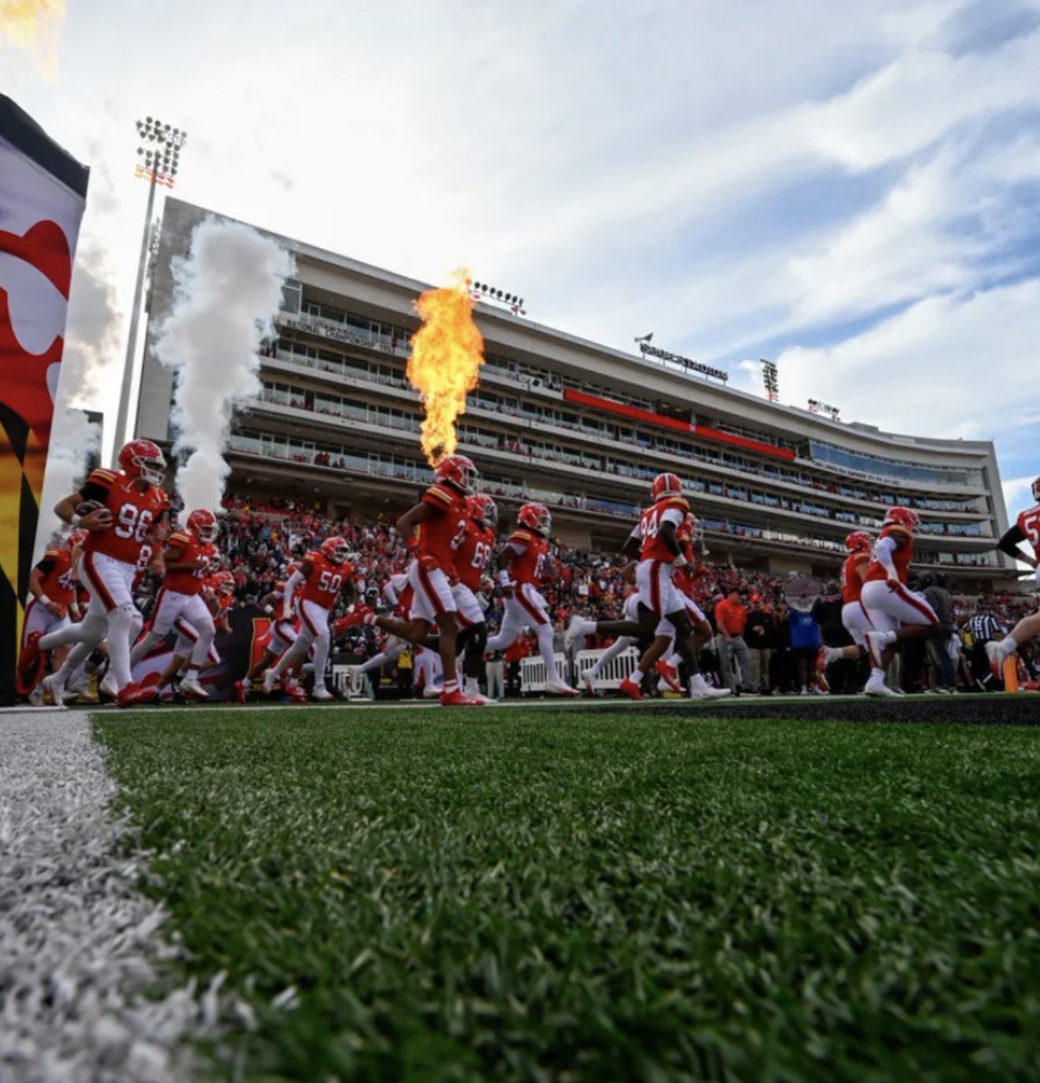 WillJacksonQB3's tweet image. Beyond blessed #AGTG to receive an 🅾️ffer from @TerpsFootball ! 🐢🏈
A huge thank you to @CoachLocks &amp;amp; @CJTrickett9 for the opportunity.🔒📈 Let’s work!
#Terps #B1G #ClassOf2027 
@QBOCCoachAlford @EHSTrojanFTBL @TeamCounsel @DanLaForestFB