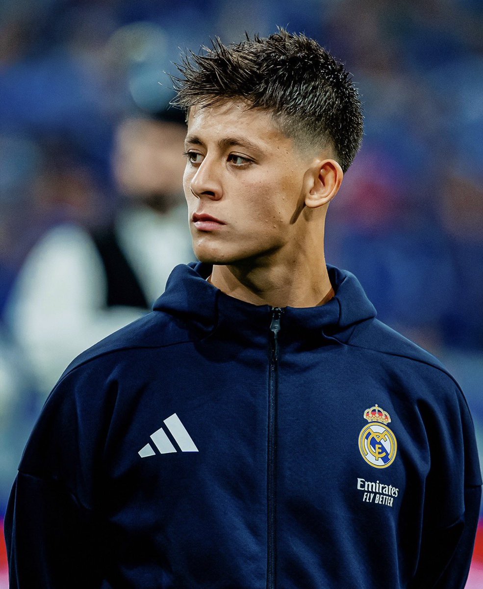 (fan) Trunks tweet media