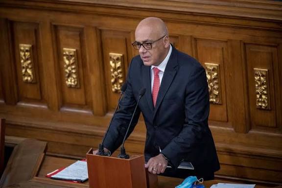 *En este momento se termina de leer en la Asamblea Nacional las renuncias del Fiscal General de la República y Defensor del Pueblo!*