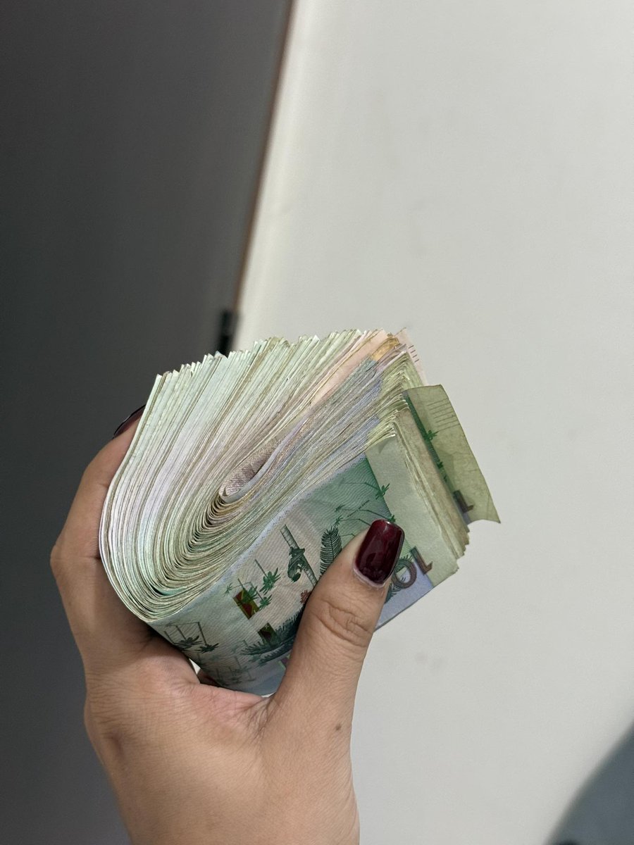 Bandidosfrasess's tweet photo. Así como trates está imagen te ira en 2026 🤑 https://t.co/qqcBBsqdJ3