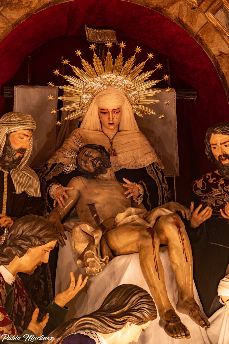 PMFotoscofrades's tweet photo. Culmen del barroco Sevillano

@SgdaMortaja https://t.co/D5B8EX6ZZM