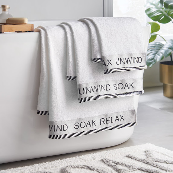 QualityPoles's tweet photo. Catherine Lansfield Spring/Summer 2026 products are now available with fresh designs and new colours.
Discover new bedding, bath linen, ready made curtains, cushions, throws that will freshen up your home for Spring and Summer.
New beach towels are also available. https://t.co/5WqFUxQF9o
