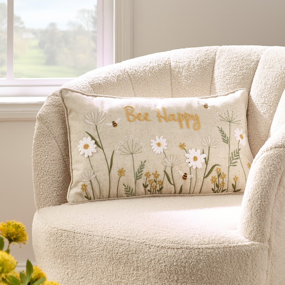 QualityPoles's tweet photo. Catherine Lansfield Spring/Summer 2026 products are now available with fresh designs and new colours.
Discover new bedding, bath linen, ready made curtains, cushions, throws that will freshen up your home for Spring and Summer.
New beach towels are also available. https://t.co/5WqFUxQF9o