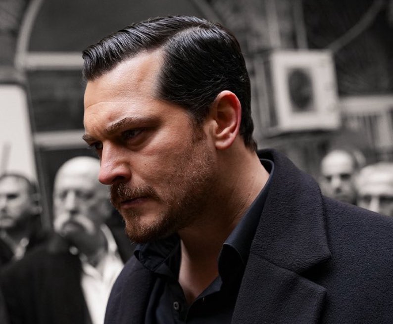 حساب حلم اشرف : الحلقة اكثر من رائعة
ديميت "نيسان"  : اكثر مما تتخيلون🔥

احسسس راح يتصدرون 🥶🔥

 #EşrefRüya