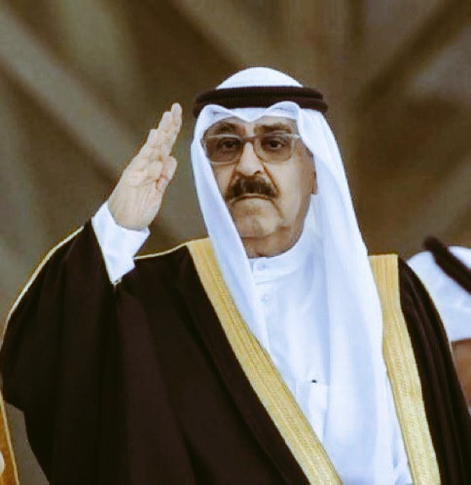 من أرض اليمن نبارك لإخواننا وأهلنا في الكويت بمناسبة #عيد_الاستقلال و #عيد_التحرير
دامت دياركم عامرة بالخير، وحفظ الله شعبها وقيادتها من كل مكروه. 🤍❤️💚🖤
نبضنا واحد، وفرحتكم هي فرحتنا.
​#العيد_الوطني_الكويتي #فبراير_الكويت