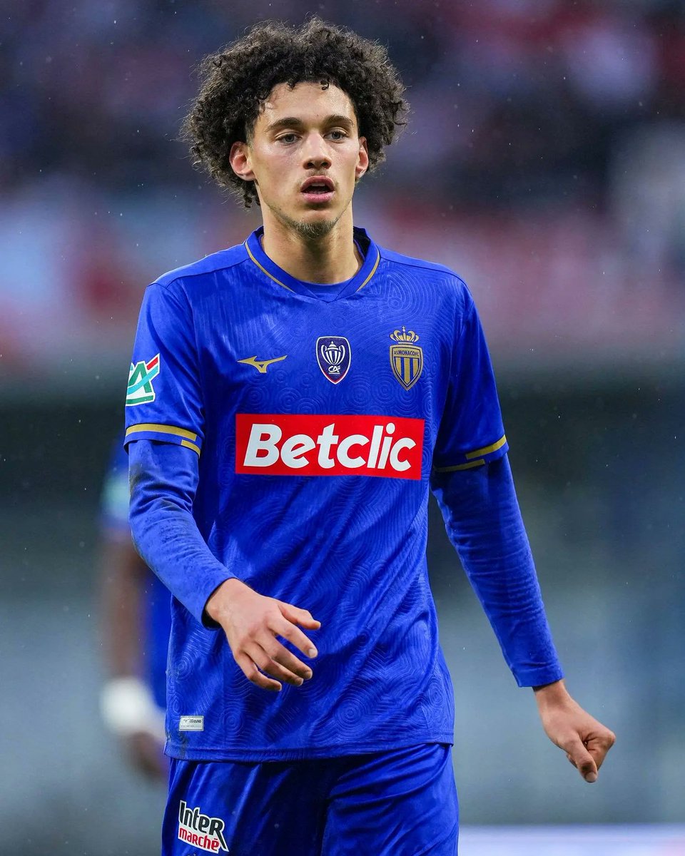 Akliouche is one of the best AMFs in the world.