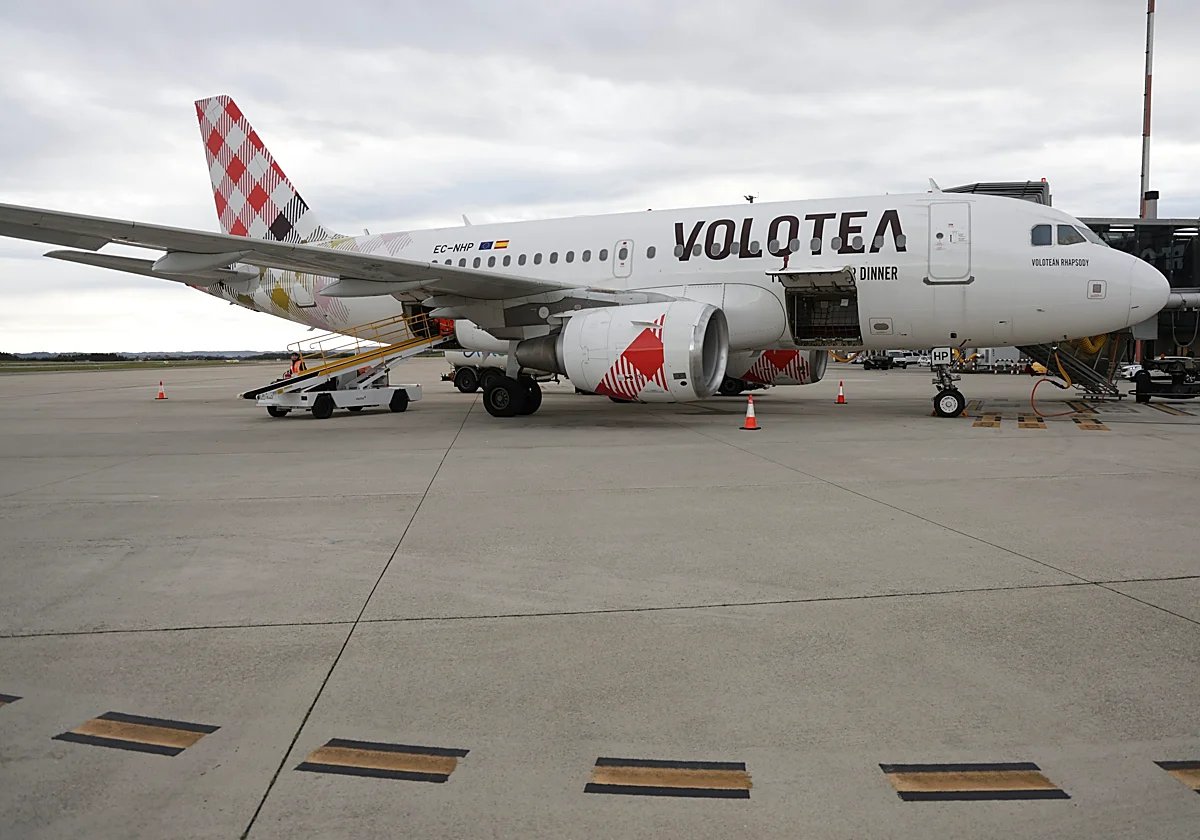 ASTURIAS, 2ª BASE DE VOLOTEA EN PLAZAS PARA 2026

La base asturiana, con 1.2M de asientos, compartirá el 2º puesto junto a la base francesa de Burdeos y solo por detrás de la base francesa de Nantes que tendrá alrededor de 1.7M de asientos.

Fuente: Nuria Mas (Aviation Strategy