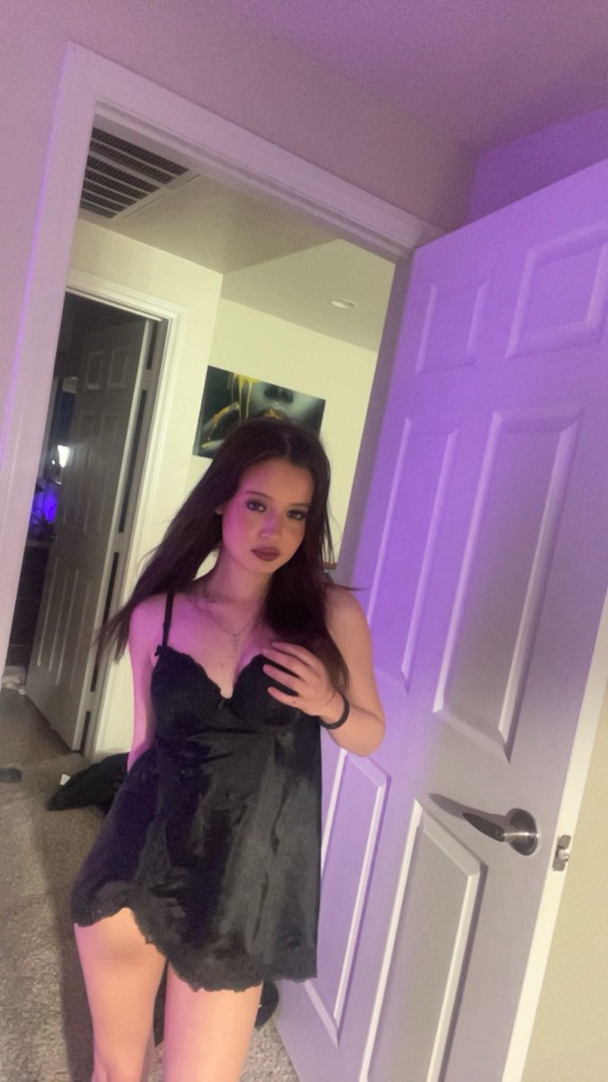 Theywantruby's tweet photo. Telegram- @theyluv_rubym
Or message for more🤭 https://t.co/YY8ZtIgeOu