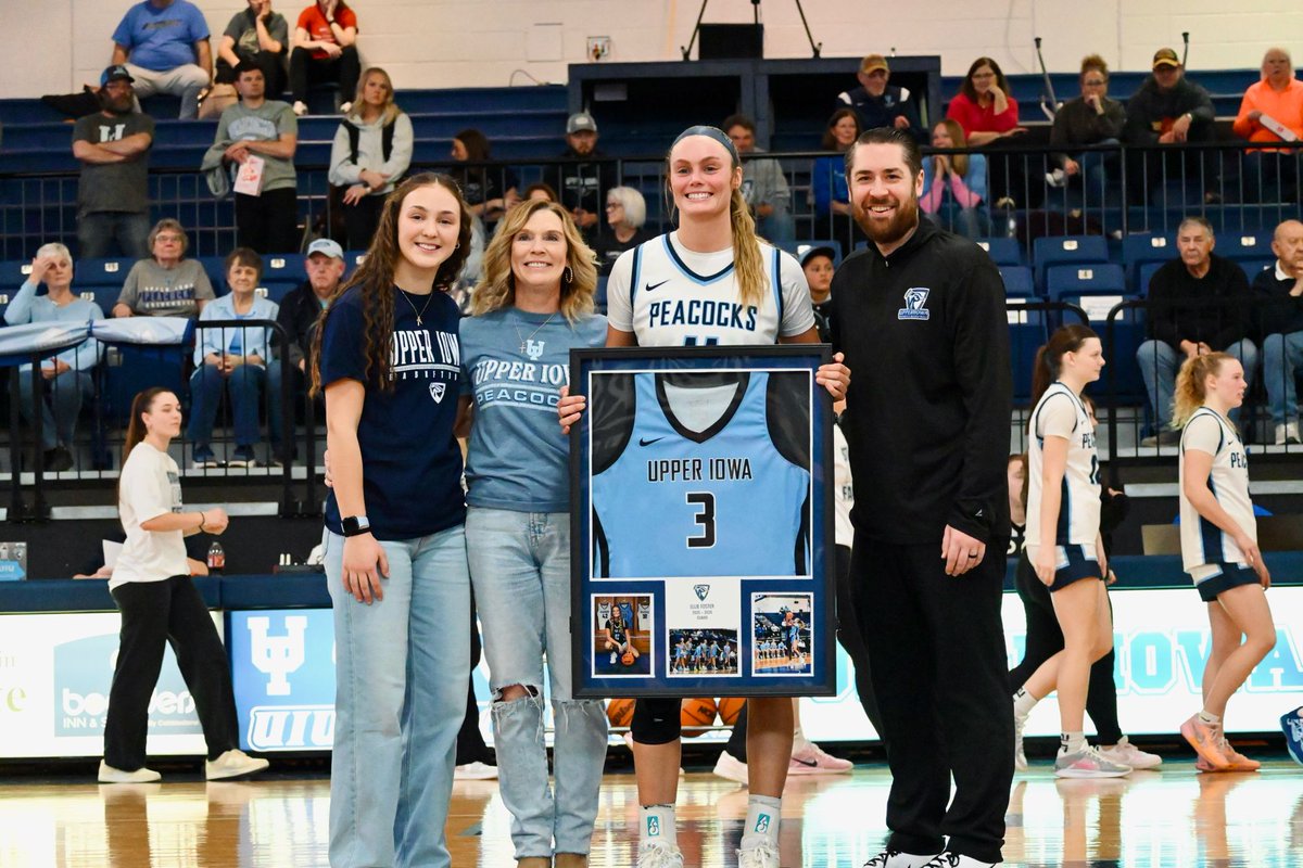 Upper Iowa Women's Basketball tweet media