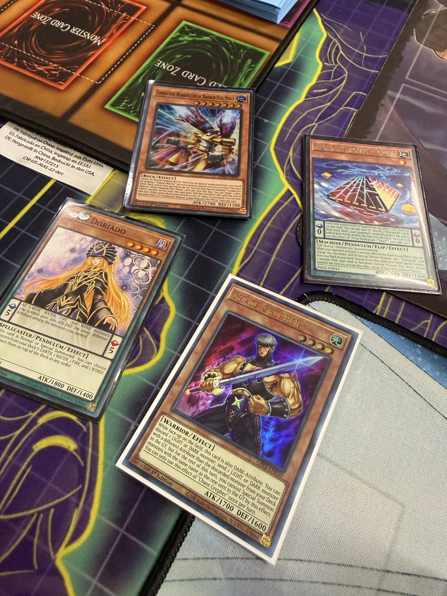 YugiohCommander's tweet photo. Playing more #DomainFormat! ๐ฅณ๐ป๐ช https://t.co/IgPa6zqGOd
