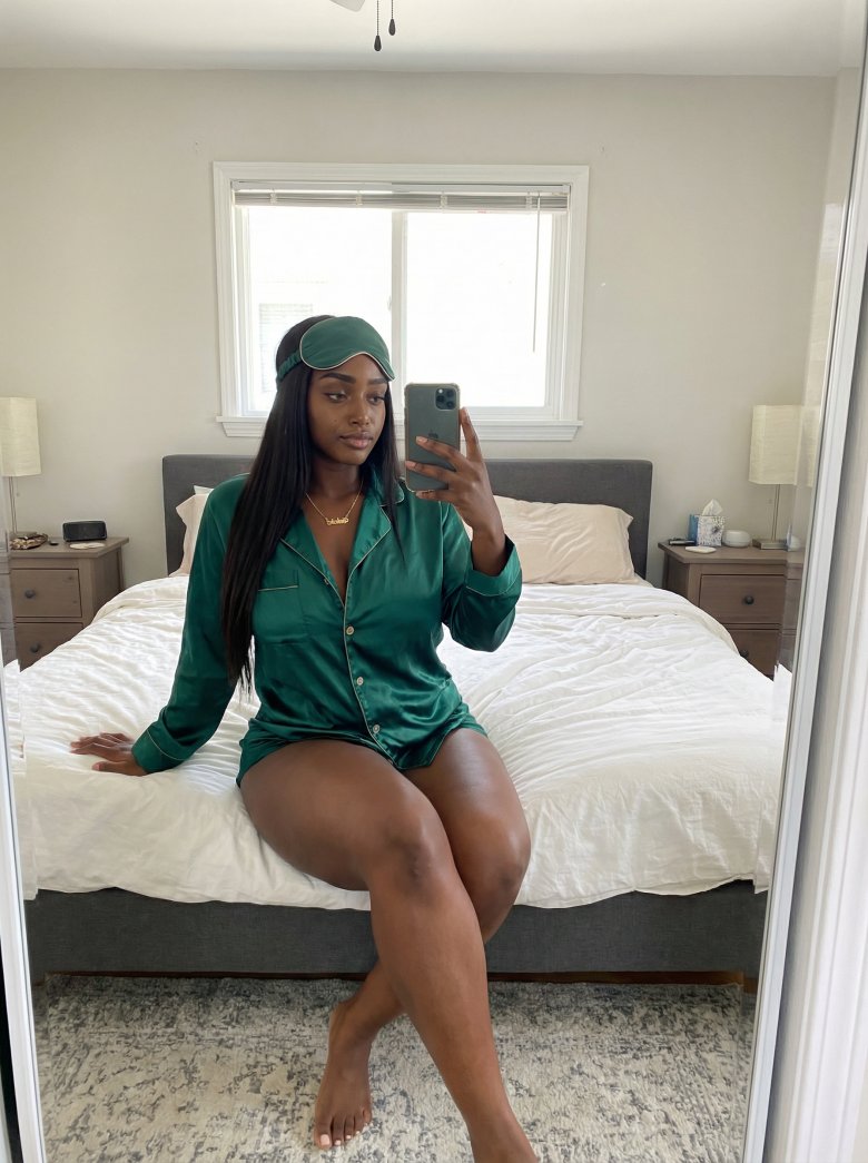 Layla Blake tweet media