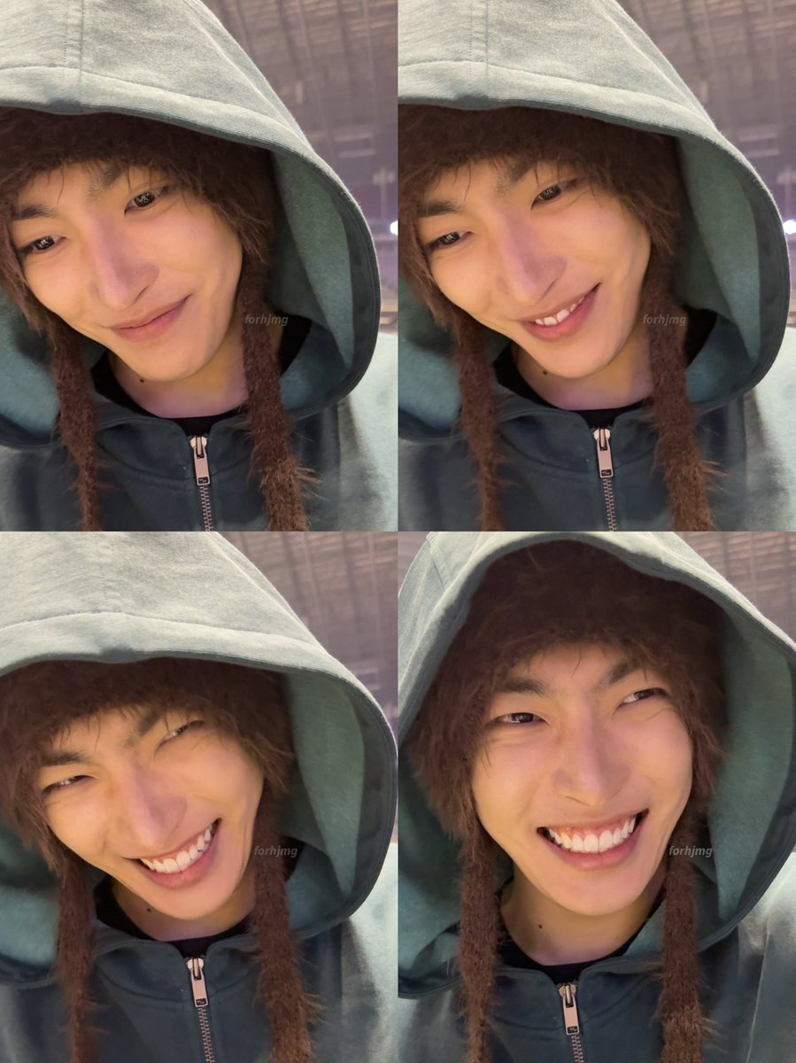 I'M SO DEVASTATED HIS SMILE OMGG 😭🤏🏼