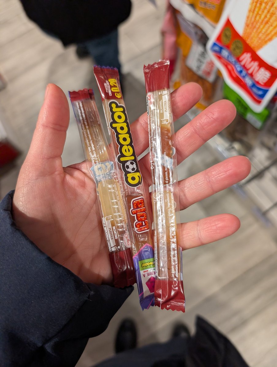 Le goleador! Dal cinese a 0.20cent
Mi tornano in mente gli intervalli alle superiori al bar(illegale) della scuola