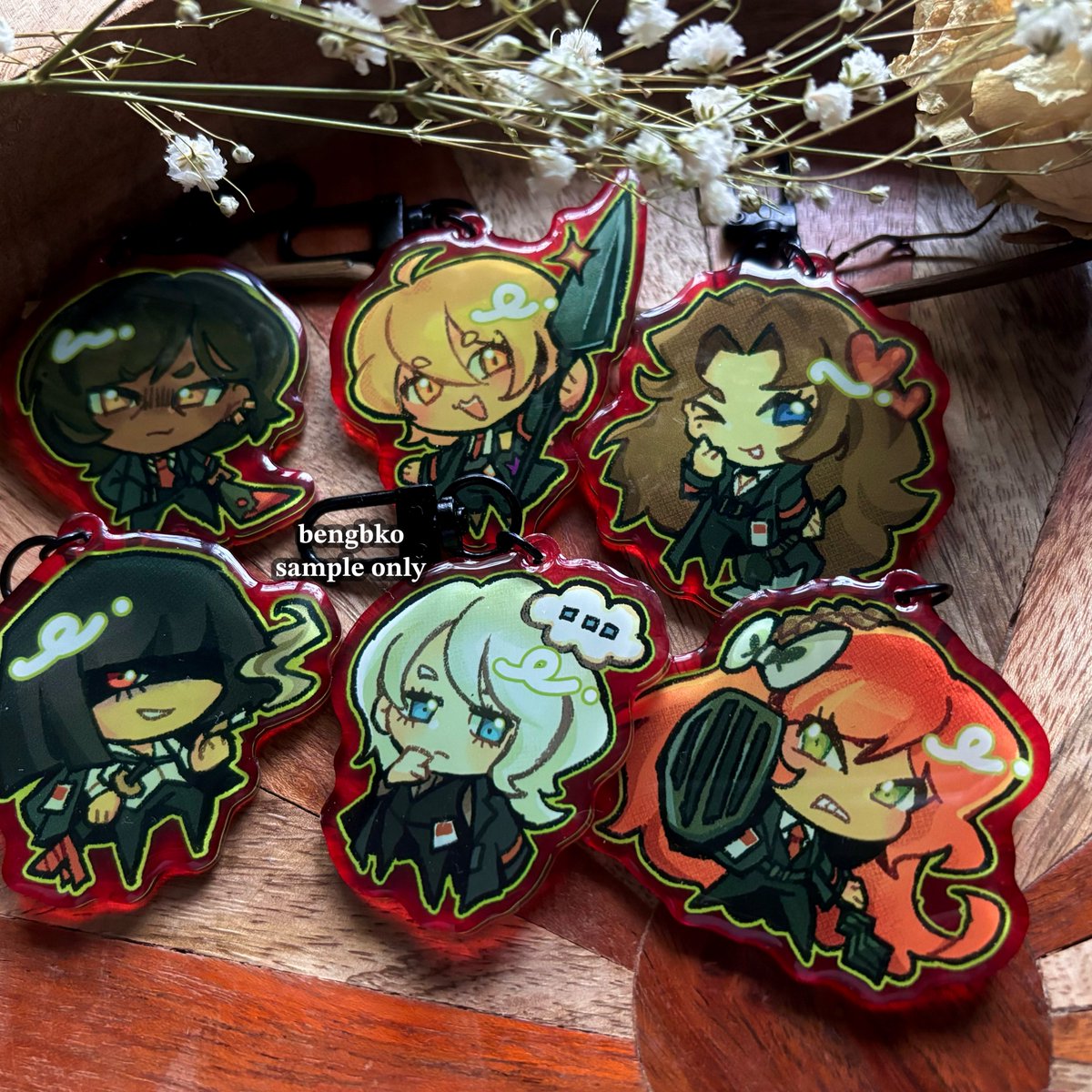 bea 🏖️ etsy open! tweet media