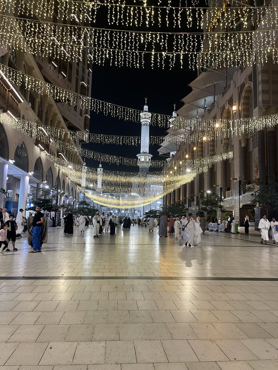 Khalifa_264's tweet photo. طاب اللقاء وقرت العين و ارتوى القلب الحمدلله ❤️ https://t.co/1WmhACklgt