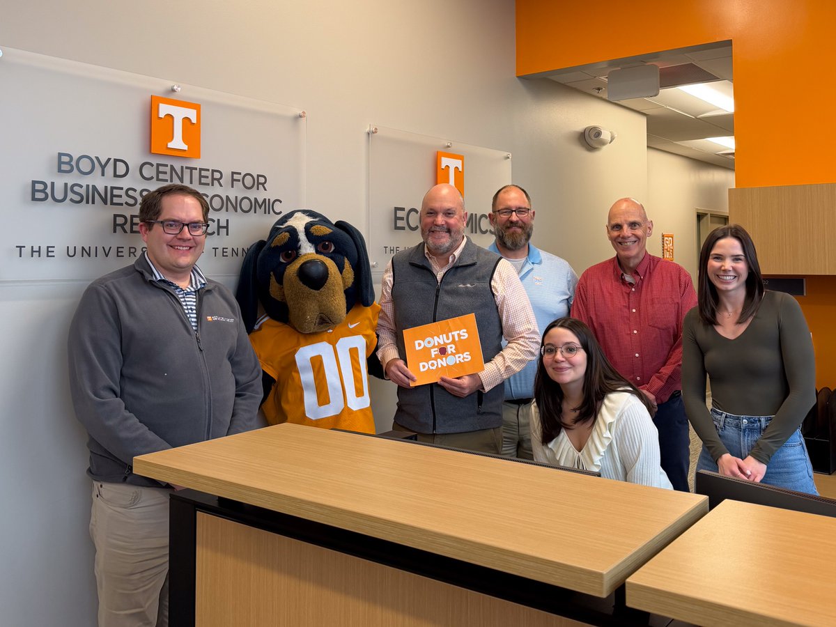 UT Boyd Center for Business & Economic Research tweet media