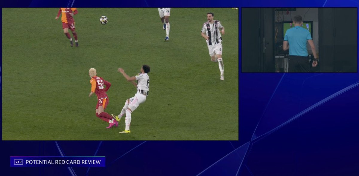 🚨 CHAOS ALERT! 🚨 Juventus down to 10 men – this game just EXPLODED! 🔥⚡ How will they recover? 😱💥 Comment your predictions! 👇 

#Juventus #RedCardDrama #FootballMadness #GameChanger