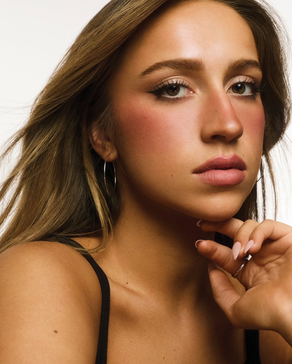 Neutrogena (Parody) ᴿᴾ tweet media