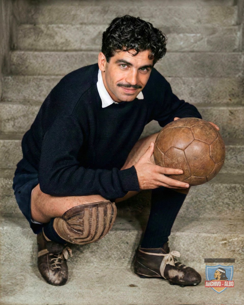 De Quilmes a Colo-Colo, el primer arquero extranjero del Cacique 🇦🇷 🧤 

Obdulio Diano debutó en 1941 ante Magallanes y no salió más del arco. Pilar del título invicto y primer gran arquero foráneo. 48 partidos, campeón y leyenda eterna.

El “Roto” que hizo historia 🖤 🤍 🥅