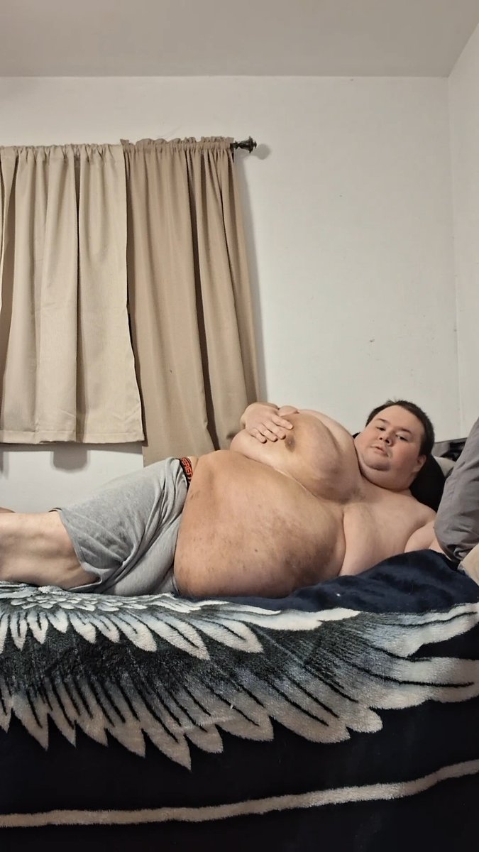 chubbybear94 tweet media