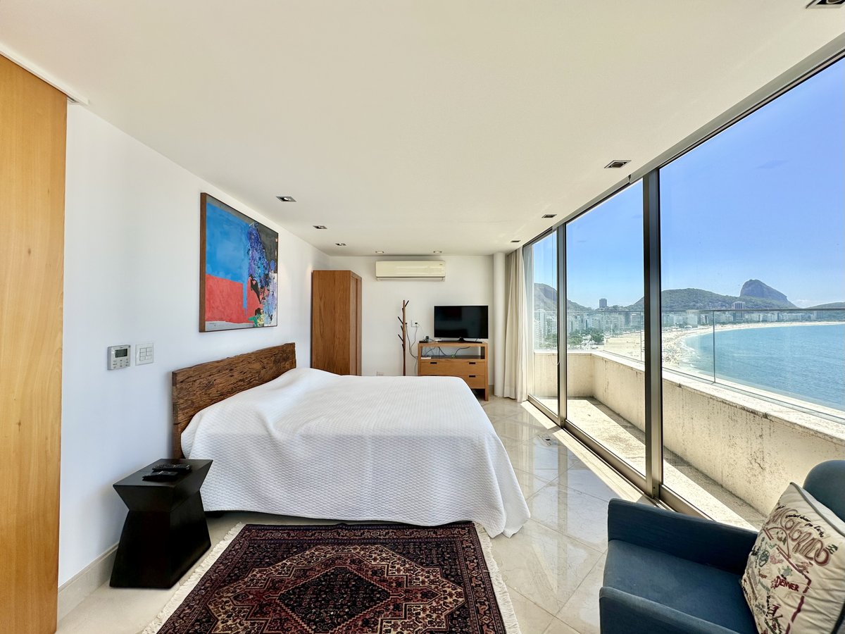 _whereinrio's tweet photo. 🇧🇷 VENDA | SALE • REF: W06.635 • R$ 12.000.000,00

Cobertura duplex de luxo com piscina privativa e vista mar. Entre em contato e agende sua visita!

📐 375 m²
🛏️ 3 Quartos
🚿 4 Banheiros
🚗 4 Vagas
Condomínio fechado 

https://t.co/qvV6moAQBW

#luxuryrealestate #riodejaneiro https://t.co/pY48YZvnGm