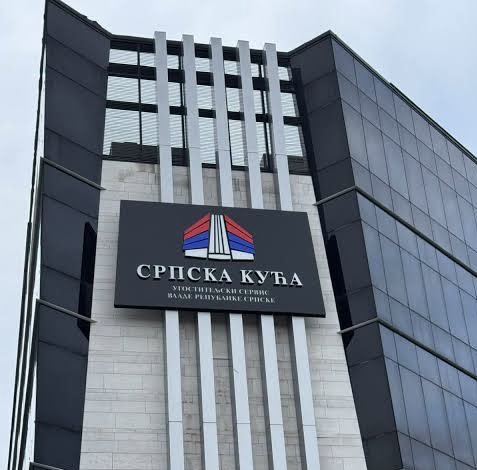 Саша Шарчевић tweet media