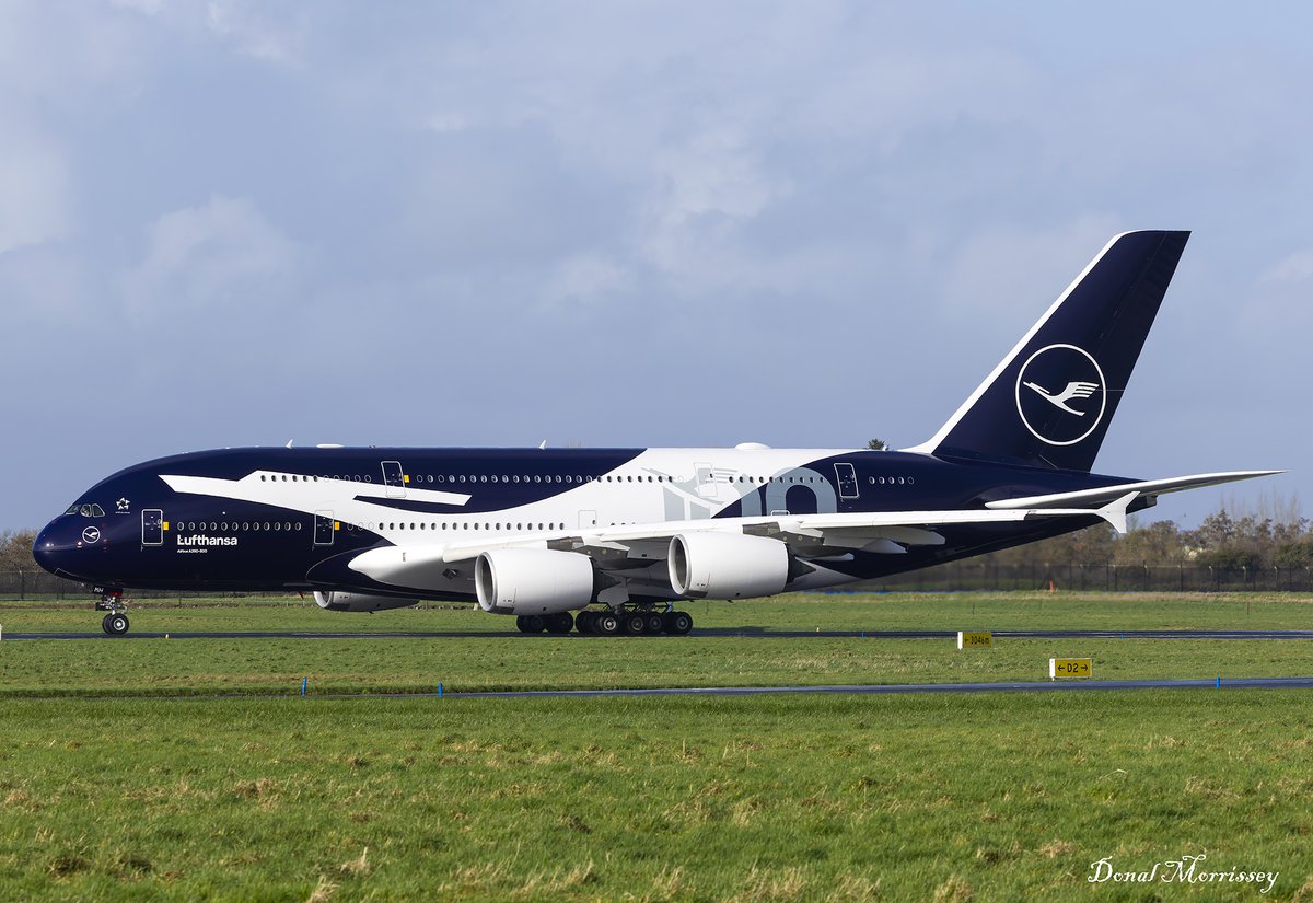 birrlad's tweet photo. Departing @ShannonAirport after painting @lufthansa 100th Anniversary Livery @Airbus A380-841 D-AIMH.
#avgeek #aviation #airline #Lufthansa #ShannonAirport #Airbus #planespotting https://t.co/Zzheh4paAd