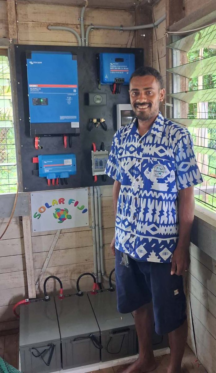 SolarFiji's tweet photo. Exciting news! A commercial Victron off-grid solar system has been installed for the Ministry of Agriculture in Kadavu

Read more:https://t.co/er4ii6PZm1 

#solarfiji #kadavu #victronenergy #AikoSolar #ministryofariculture
#renewableenergy #offgridsolar #CommercialProjects #solar https://t.co/BrBAfA7BVL
