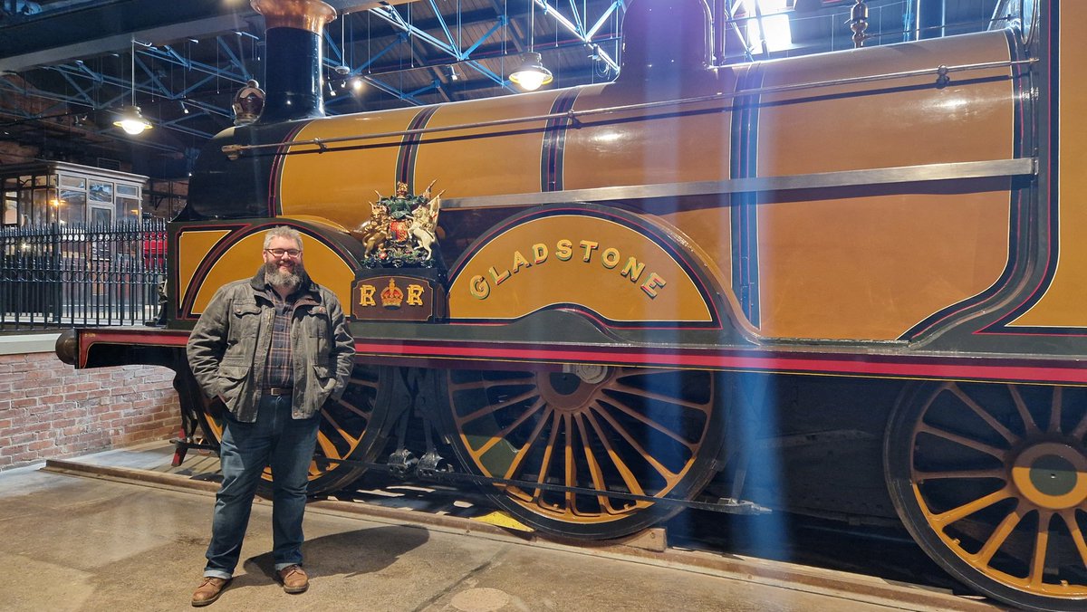 Tom Marshall tweet media