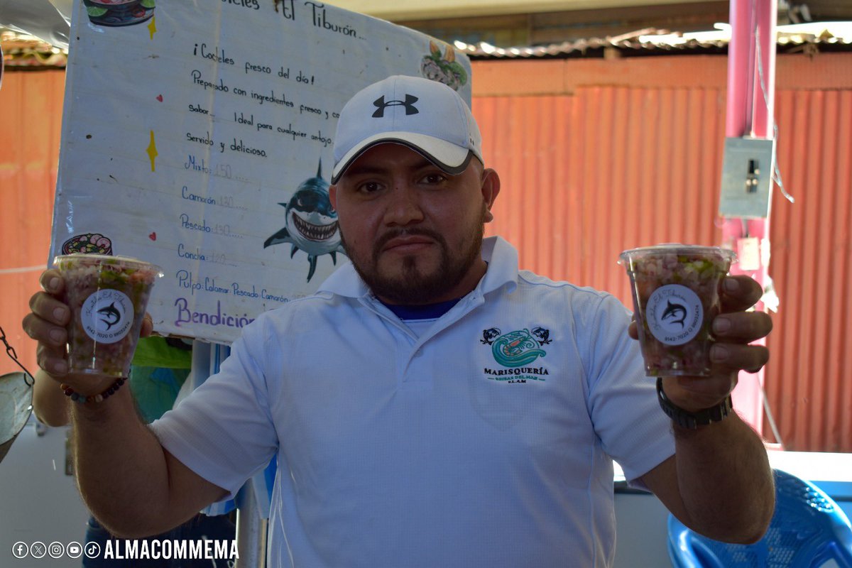 alma_commema's tweet photo. Abastecidos de mariscos y frutas de temporada, con buenos precios y promociones, se mantienen los comerciantes del Mercado Israel Lewites, ofreciendo a las familias una opción accesible para las compras de este verano https://t.co/FCZJWru3M1
