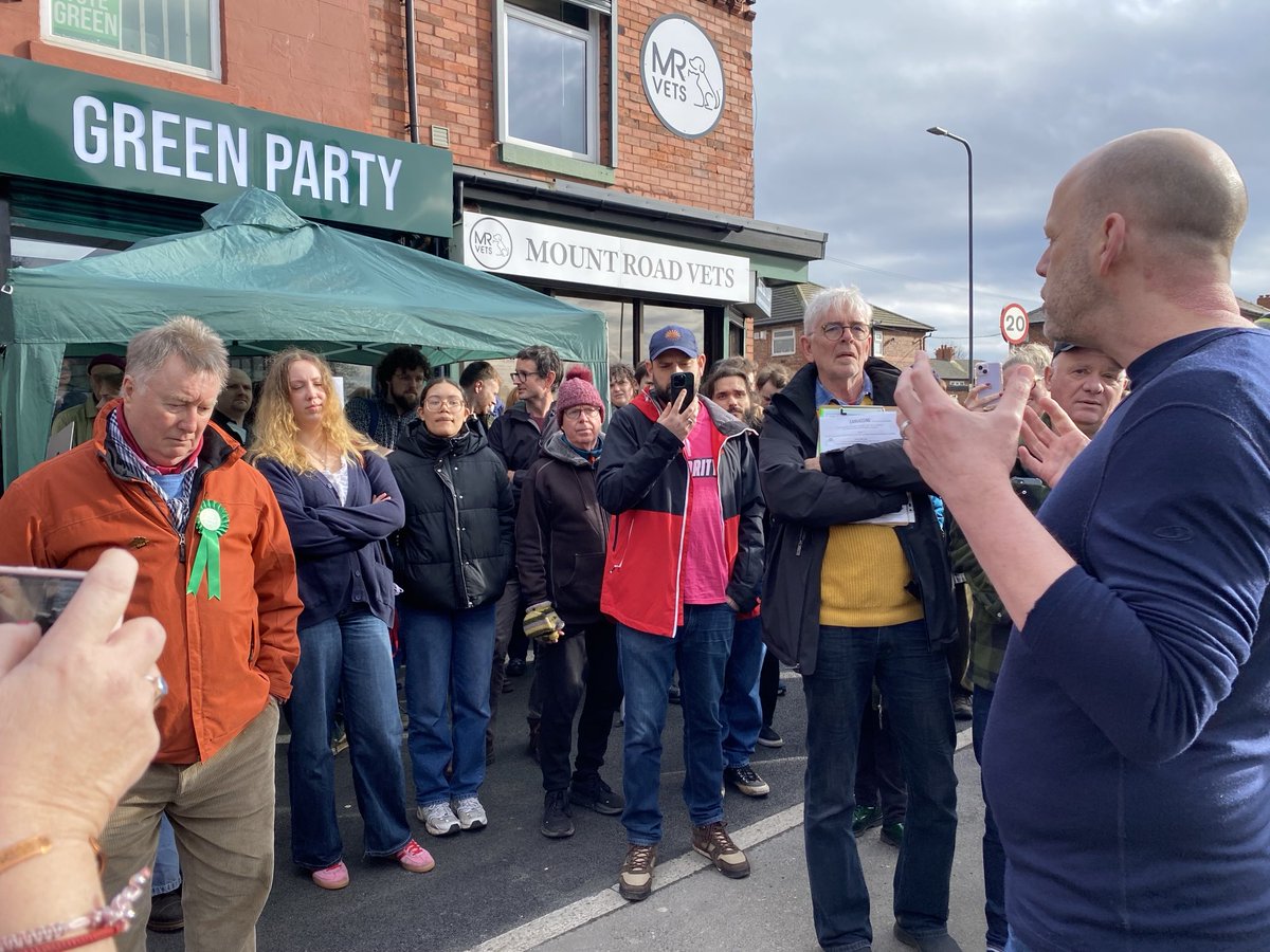 This campaign in Gorton &amp; Denton has been driven by hundreds of volunteers cooking meals for staff, spending hours door-knocking, or delivering leaflets. It is a force of community power - and I love it!