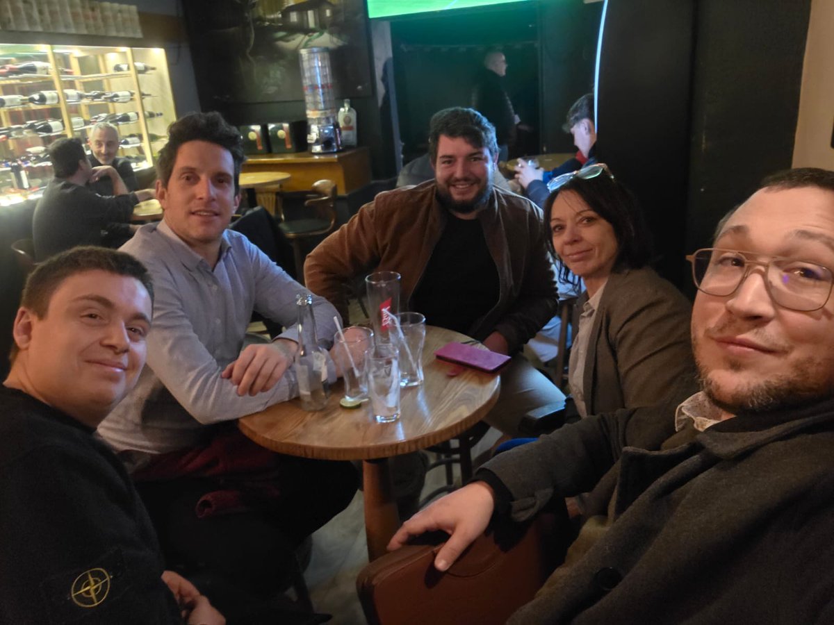 pmdn03's tweet photo. « La valeur n'attend point le nombre des années»

Nous sommes fiers de compter 30% de jeunes sur notre liste @moulinsenavant.

Je redéfinis de manière arbitraire l'âge limite pour être "jeune" à 37 ans afin de m'inclure dedans

Hâte de vous les présenter !
#moulinsenavant #jeunes https://t.co/0an9EsgDu7