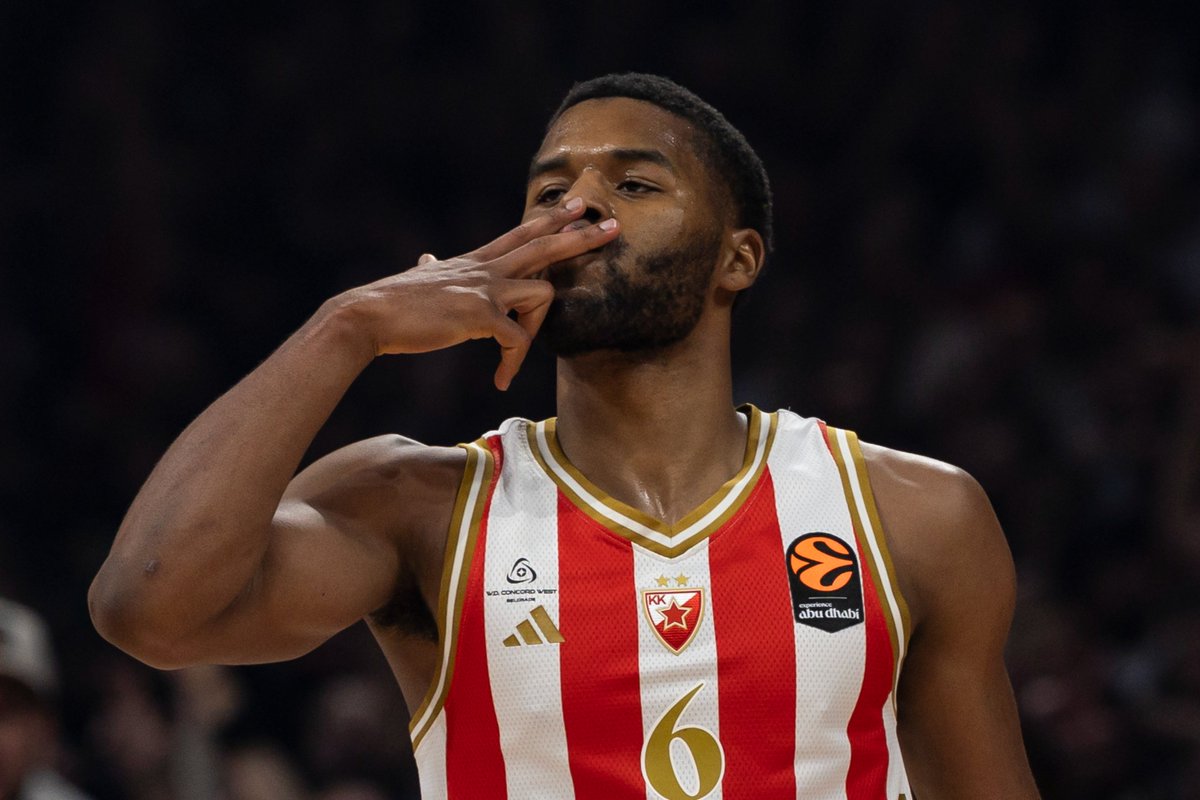 EuroLeague's tweet photo. ZVEZDA WINS IT AT HOME! 🔥 https://t.co/cpLdfDEIzi