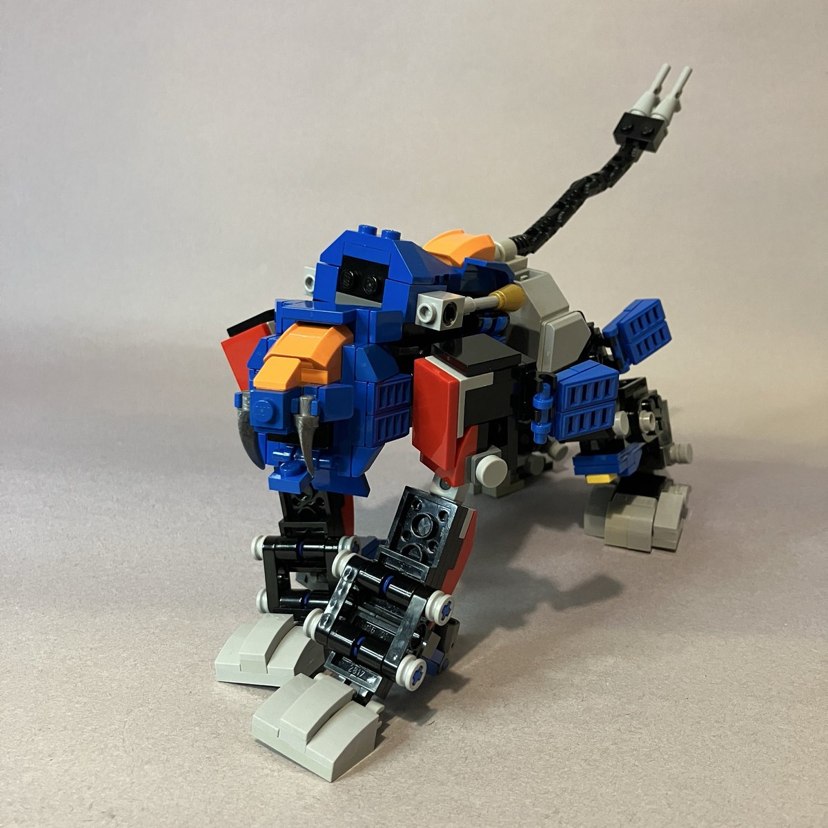 LegoGuy31's tweet photo. LEGO SHIELD-D-PRIME
#lego #takara #takaratomy #transformers #zoids #diaclone #transform #transformers #optimus #optimusprime #autobots #toys #transformation #crossover #legomoc #afol #robot #mecha #mech #robo #robos #robots #mechas #mechs #mocer #lego® #legomania https://t.co/bvMfwyqb9F