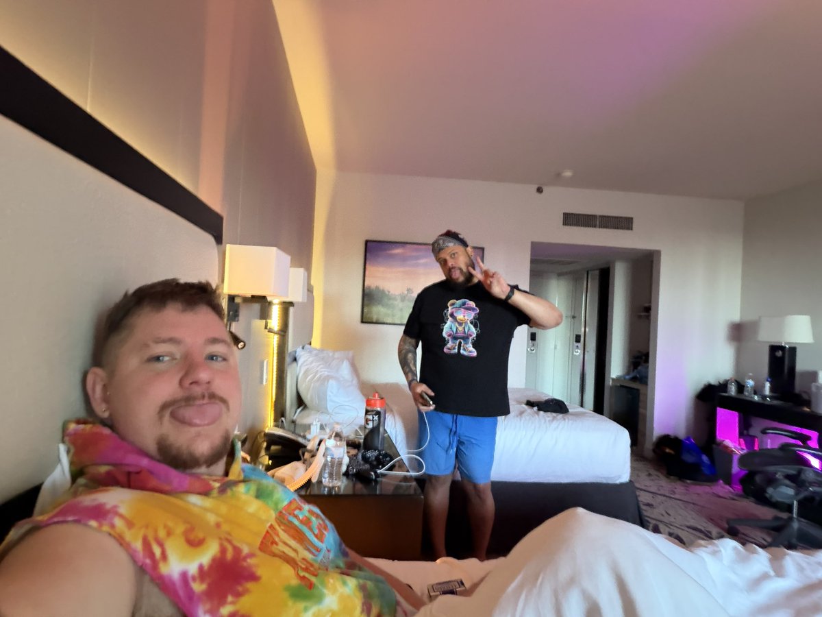 pup.kato tweet media