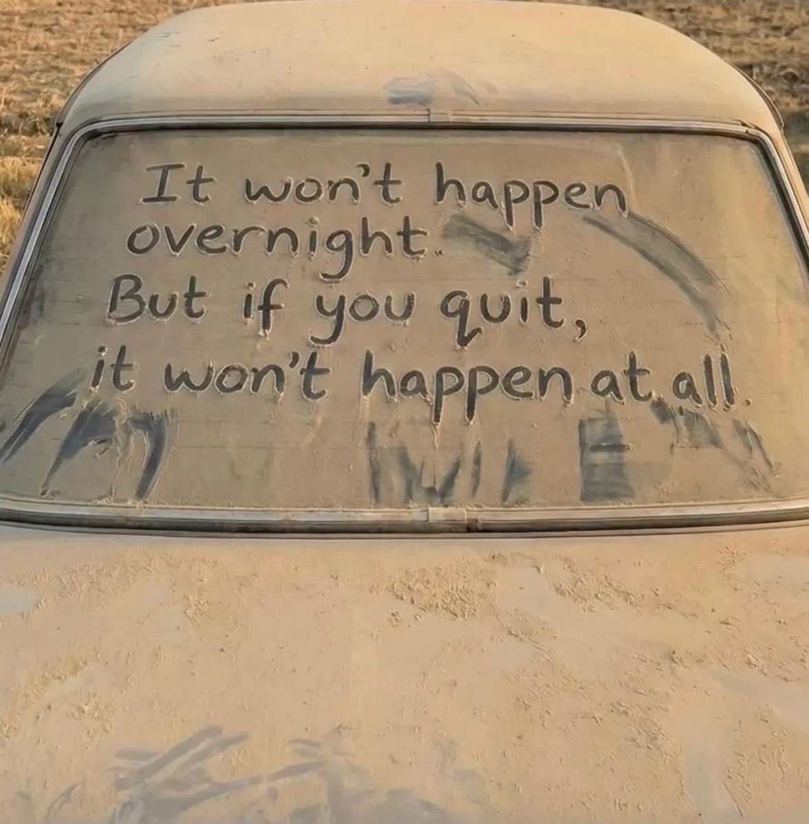 DailyDhoz's tweet photo. Just a reminder…🙂 https://t.co/YW3CiE8BB2