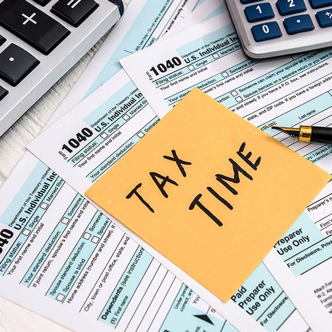 Do you need a hand getting your 2025 income tax returns ready? The Library offers free tax preparation and filing assistance programs at 25 locations across the city, along with online resources to make filing easier. lapl.org/tax-information  #LAPL #Taxes