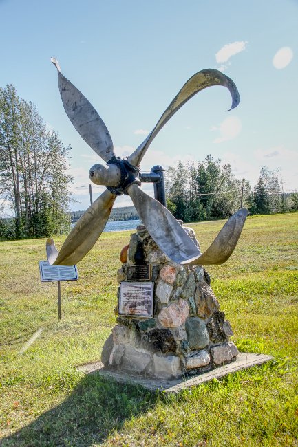 Canadian & British Photos & Postcards tweet media