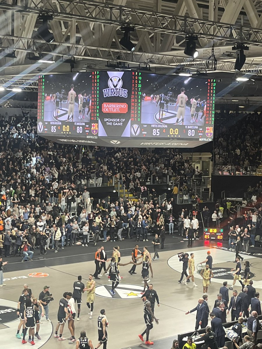 Ti amo, SEMPRE E COMUNQUE! <a href="/VirtusBo/">Virtus Bologna</a> 🤍🖤🤍🖤🤍🖤