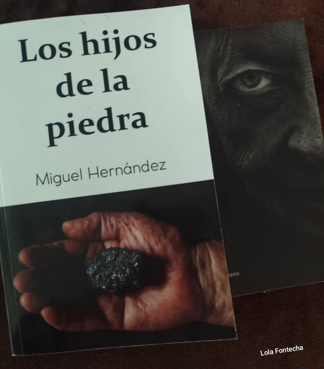 Club de lecturas "Miguel Hernández" mañana jueves 26 de febrero a las 19 h Biblioteca literaria Giennense, C/ Joaquín Tenorio), 

En esta jornada se analizará una faceta poco conocida de la obra de Miguel Hernández "el teatro" y lo haremos con la obra "Los hijos de la piedra".