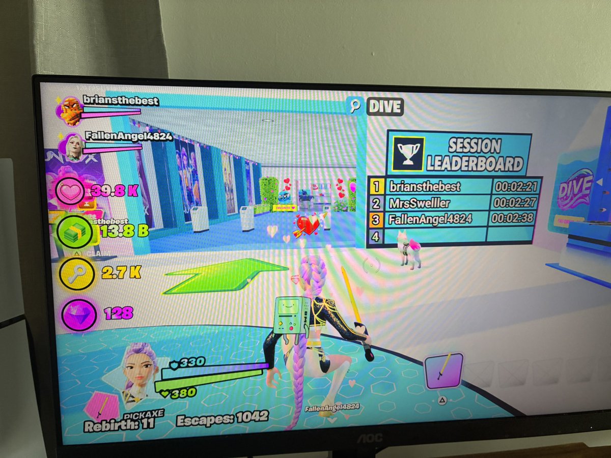 Mrs Swelller tweet media