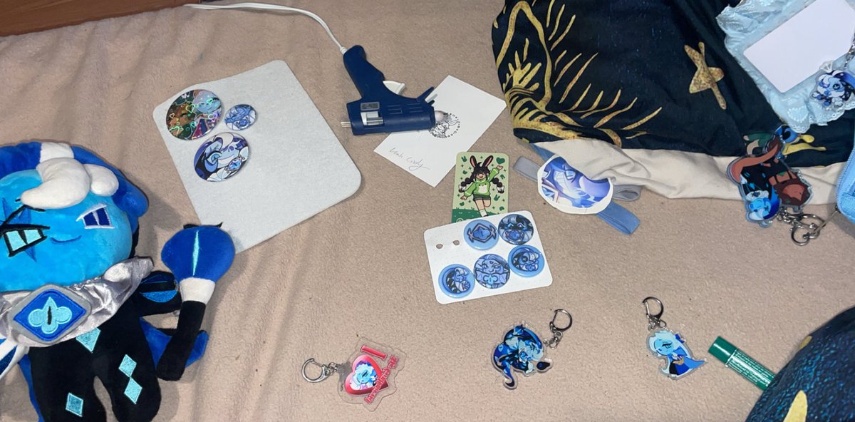 𝙰𝚜𝚝𝚛𝚒𝚍 ♡ 𝘚𝘩𝘢𝘮𝘪𝘭𝘬𝘴 𝘮𝘦𝘰𝘸𝘭 tweet media