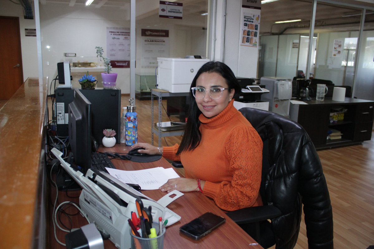 DavidAysa's tweet photo. El #DíaNaranja nos recuerda que la lucha contra la violencia hacia las mujeres es permanente. 

De la mano del presidente @pepechedrauimx, trabajamos de manera transversal para generar espacios seguros y oportunidades con igualdad.

Mi reconocimiento al gran equipo de @InfraPue que todos los días pone el corazón y la responsabilidad al servicio de las y los ciudadanos.