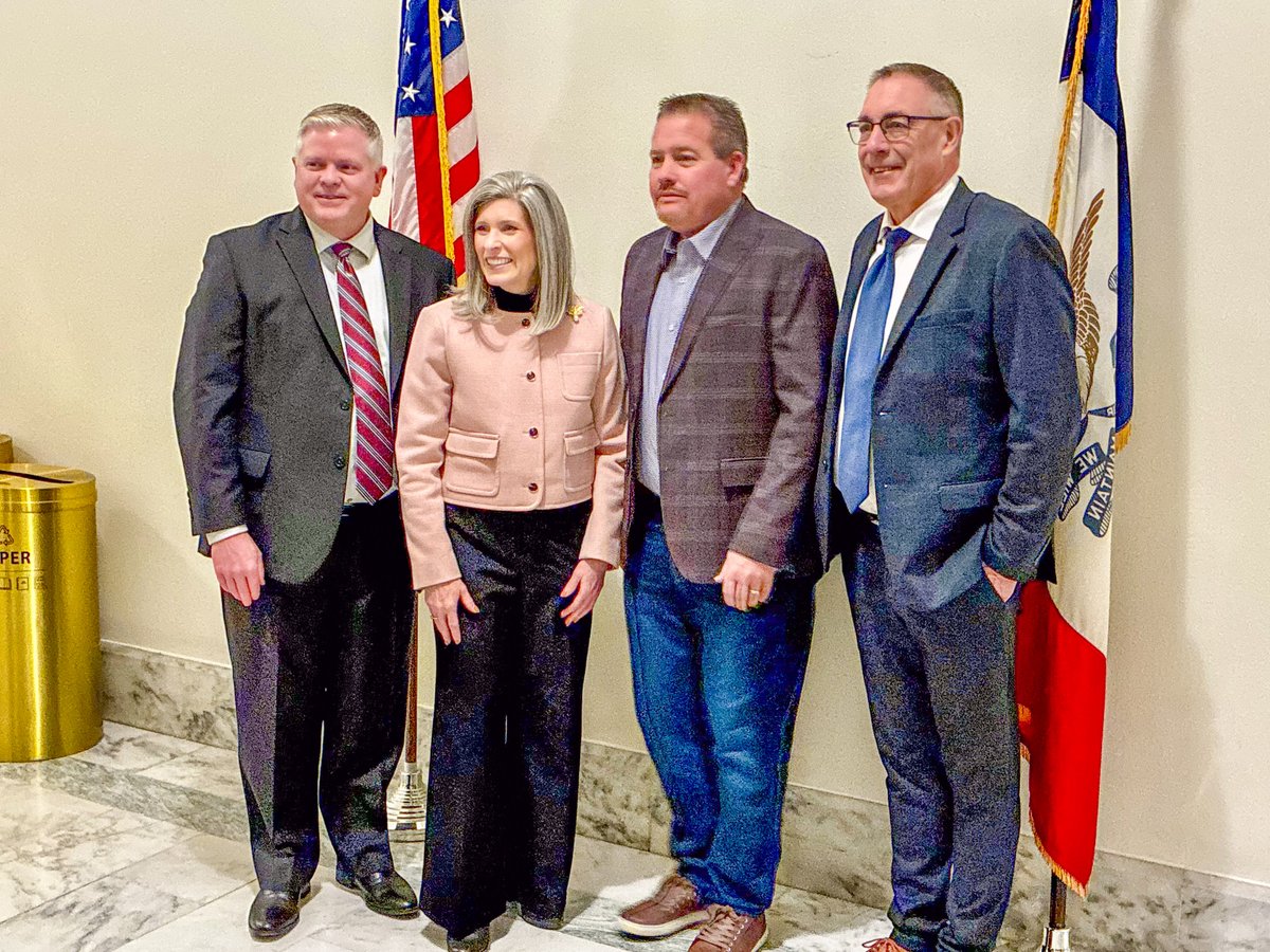MRESnews's tweet photo. MRES and our Iowa member utilities met with @SenJoniErnst at the APPA Legislative Rally in Washington, D.C.

We discussed key federal priorities impacting public power, including tax-exempt financing, transmission policy and maintaining reliable, affordable energy for our communities.

Thank you, Senator Ernst, for meeting with us!

#PublicPower #LegislativeRally #Advocacy #EnergyPolicy