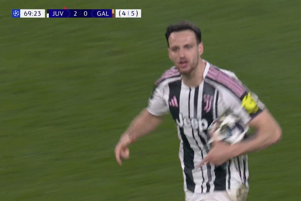 🚨 JUVENTUS ON FIRE! 🚨 Federico Gatti with the thunderstrike – 2-0 and they’re just ONE goal away from glory! ⚡🔥 Who’s feeling the tension?! ⚽🖤🤍 #ForzaJuve #GattiGoals #AlmostThere #FootballFever