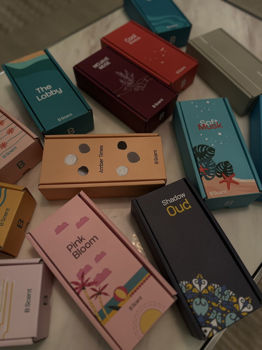 #رابطة_عشاق_العطور 

أول براند سعودي يتخصص كلياً ب All over spray  ، اول مره بحياتي أشوف براند يتخصص ب السبراي فقط 

صراحه جودتة جداً عالية ميزته انه مايخلص بسرعه وثابت وفايح بشكل قوي ماشاءالله 

مشكلة الـ All Over spray يخلص بسرعه 
٢/ مافيه ثبات وفوحان 

بي سنت عالج ذي المشكله