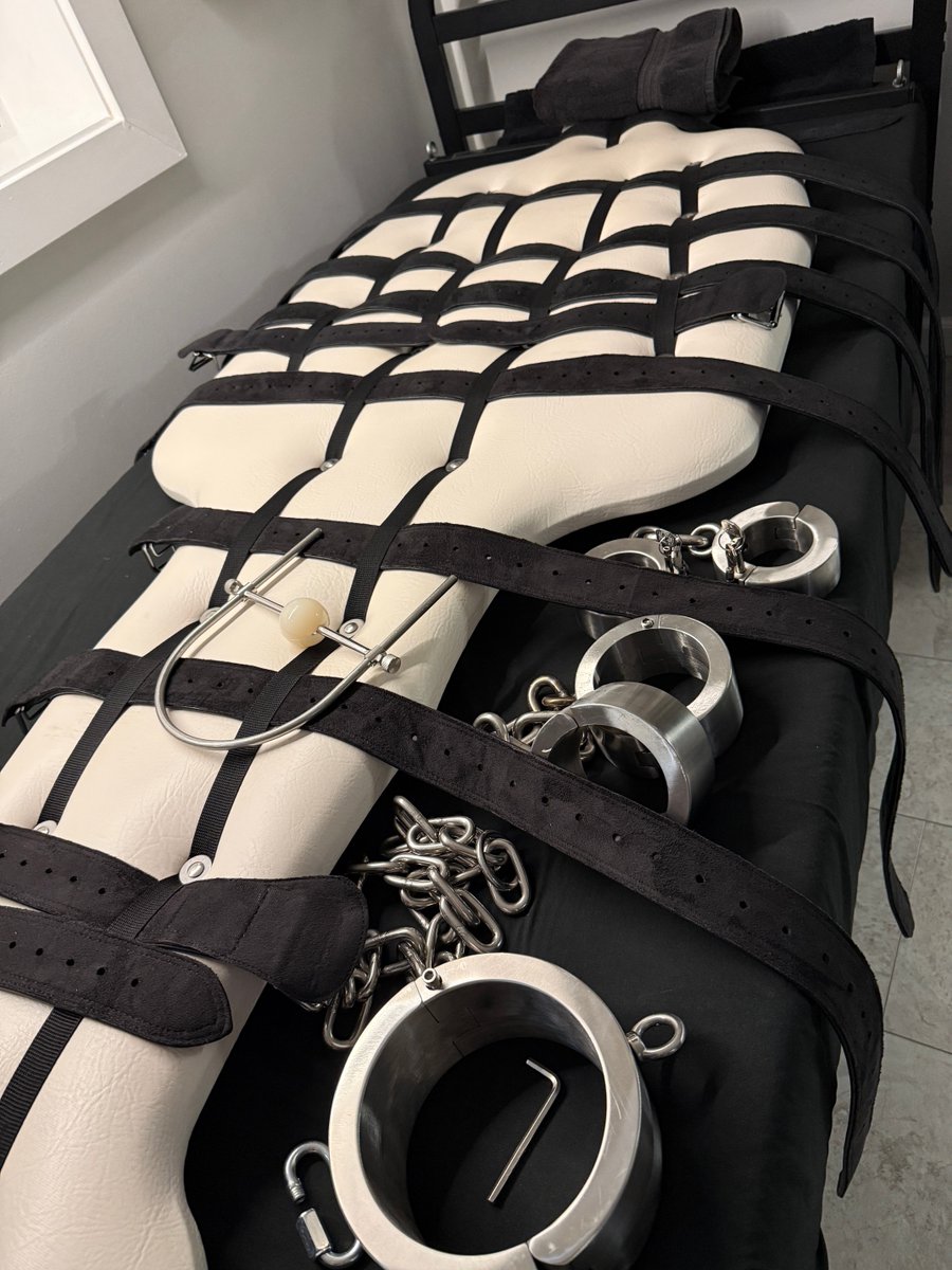 Anna Rose tweet media