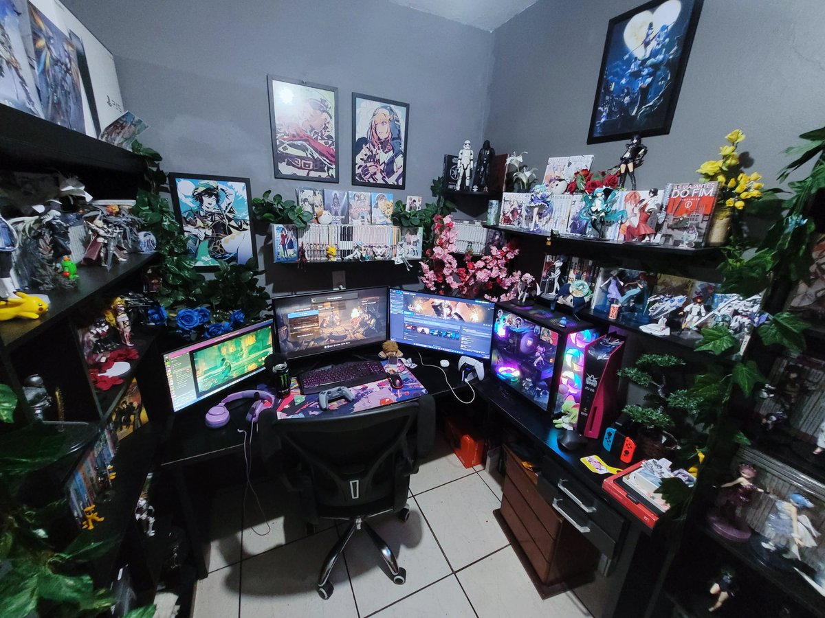 ValentineNoXIV's tweet photo. @myspacemary Boa parte das figures que tenho na coleção, eu peguei quando viajei pro Japão. 

Ridículo o quanto é barato elas lá.

Eu importo bastante tbm, ainda mais depois que conheci a AmiAmi que vende usadas, mas triste que acaba saindo um pouco caro ainda, até mesmo as de prize. https://t.co/3MZMmDpuGd