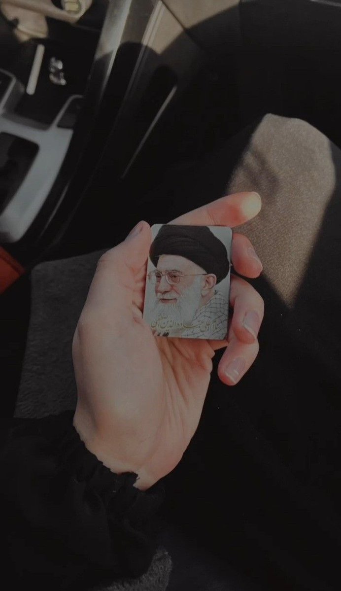 قائدنا سیرفع رایة الاسلام وحده💚☫❤️

#لبیک_یا_خامنه_ای